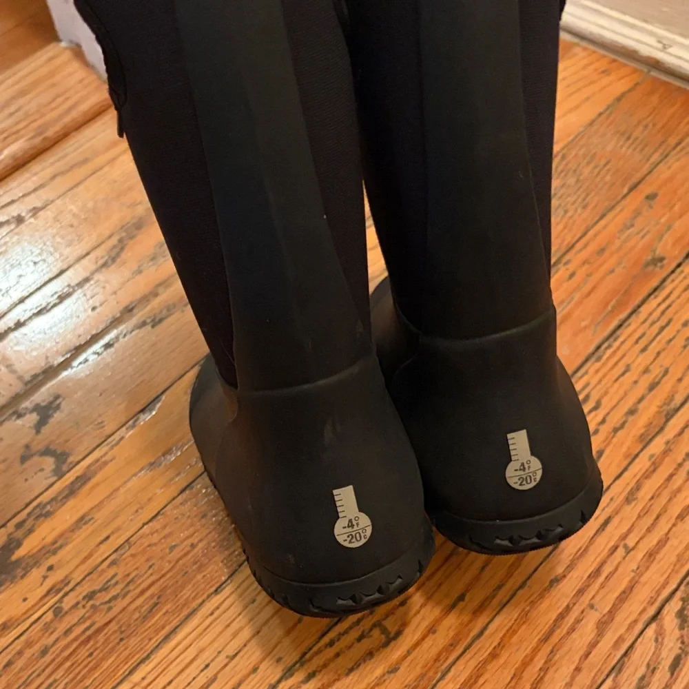 Unisex/ Bogs Kids Black Tall Waterproof Pull-On Boots